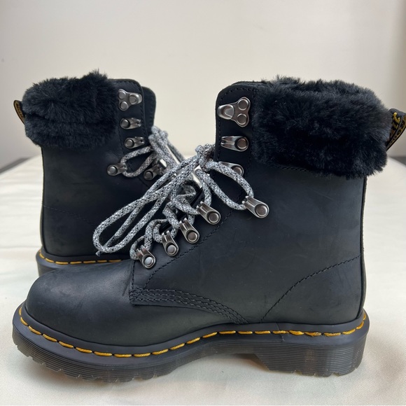 Dr. Martens 1460 Serena Collar Faux Fur Lined Lace Up Boot 37 EU / 6 US - Picture 9 of 15